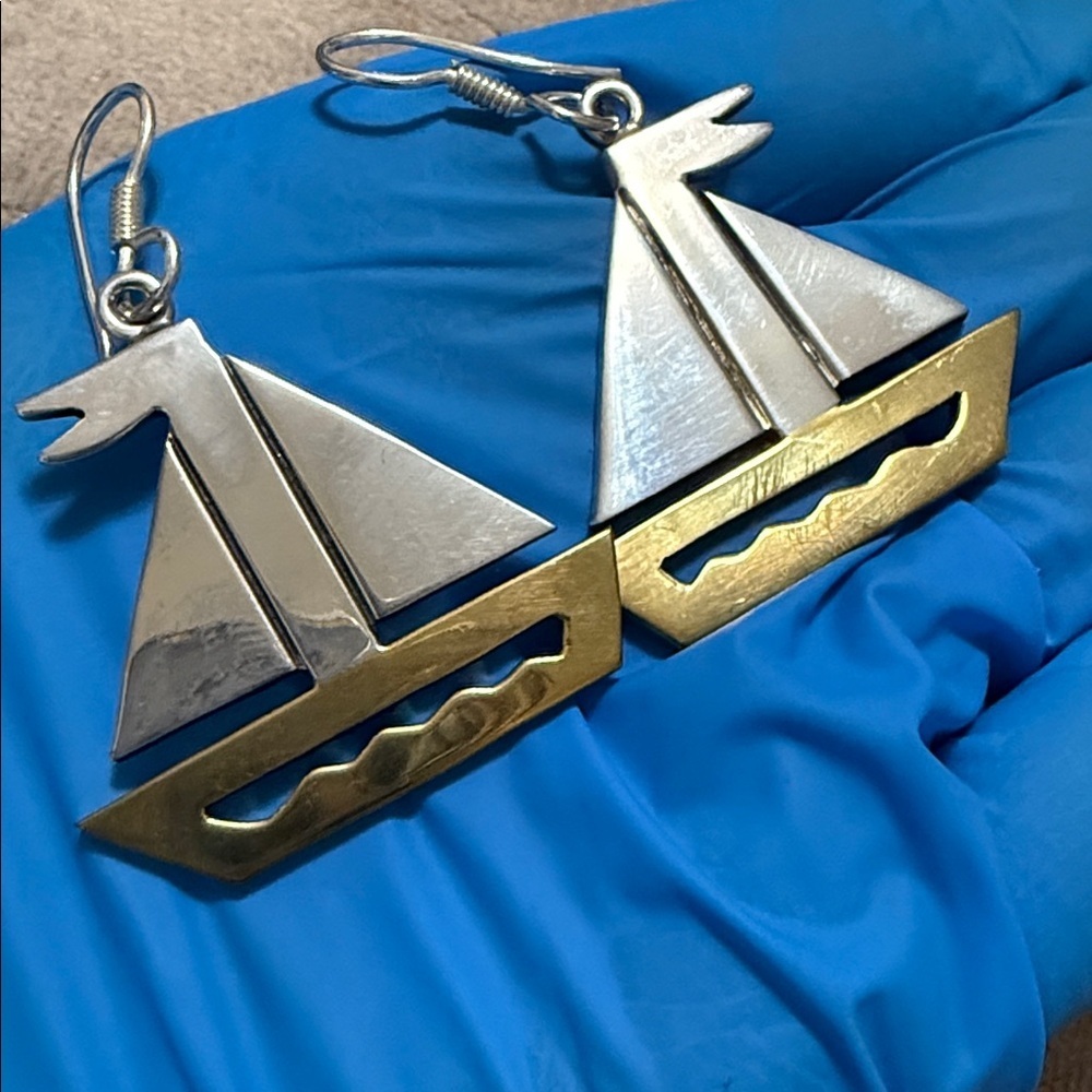 Sterling Silver 925 Sailboat Earrings ⛵️